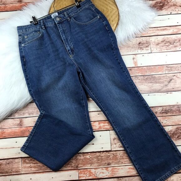 Urban outfitters BDG high rise bootleg crop jeans - Picture 1 of 6